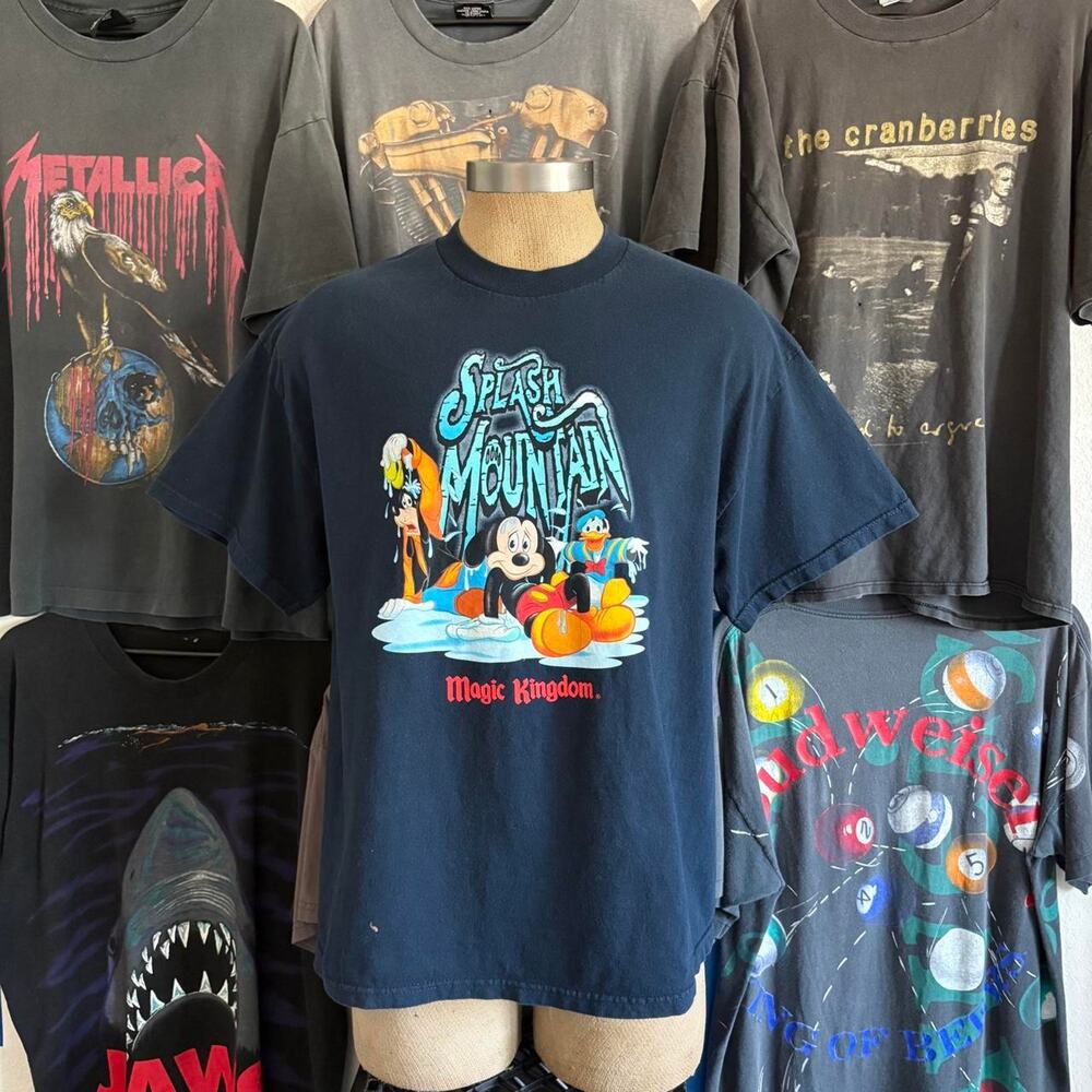Vintage 2000s Disney Splash Mountain T-shirt